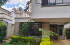 4 Bed Townhouse with En Suite in Lavington - 18