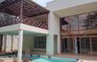 5 Bed Townhouse with En Suite in Lavington - 1