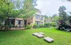 5 Bed Townhouse with En Suite at Lavington Mall - 3