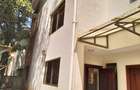5 Bed Townhouse with En Suite in Lavington - 3