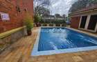 3 Bed Apartment with En Suite in Spring Valley - 10