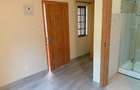5 Bed Townhouse with En Suite in Lavington - 4