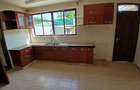 5 Bed House with En Suite at Bogani - 2