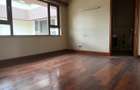 4 Bed Apartment with En Suite at Parklands - 13