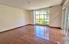 4 Bed Townhouse with En Suite at Brookside Drive. - 12