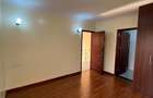 5 Bed Townhouse with En Suite in Lavington - 8