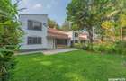 4 Bed Townhouse with En Suite in Muthaiga - 10