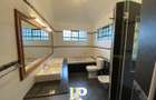 4 Bed Townhouse with En Suite in Spring Valley - 18