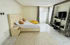6 Bed Townhouse with En Suite in Membley - 7