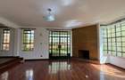5 Bed Townhouse with En Suite in Lavington - 7