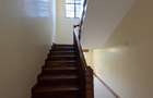 5 Bed House with En Suite in Nyari - 15