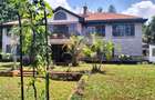 5 Bed House with En Suite in Runda - 1