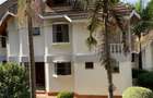 4 Bed Townhouse with En Suite at Eldama Ravine Rd - 15