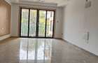 3 Bed Apartment with En Suite at Riverside Drive - 4