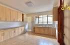 5 Bed Villa with En Suite in Lavington - 6