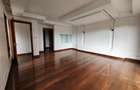5 Bed Villa with En Suite in Lavington - 9