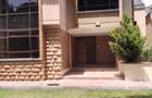 5 Bed Townhouse with En Suite in Lavington - 1
