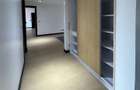 3 Bed Apartment with En Suite in Riverside - 10