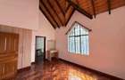 5 Bed Townhouse with En Suite in Lavington - 6