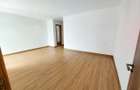 6 Bed House with En Suite in Nyari - 16