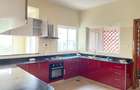 5 Bed Townhouse with En Suite in Lavington - 9