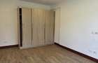 3 Bed Apartment with En Suite in Parklands - 11