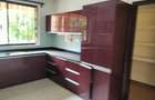 5 Bed Townhouse with En Suite in Westlands Area - 19