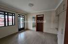 3 Bed House with En Suite in Runda - 12