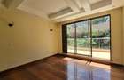 5 Bed House with En Suite in Lavington - 18