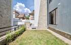 5 Bed Townhouse with En Suite in Lavington - 7