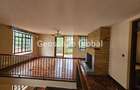 5 Bed Townhouse with En Suite in Lavington - 11