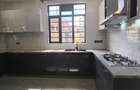 4 Bed House with En Suite at Membley - 4