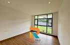 5 Bed Townhouse with En Suite at Off Redhill Road - 7