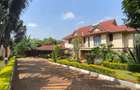 4 Bed House with En Suite in Runda - 1