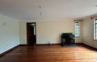 5 Bed Townhouse with En Suite in Lavington - 4
