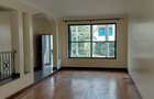 5 Bed Townhouse with En Suite in Westlands Area - 6