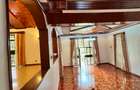4 Bed House at Near Giraffe Centre - 6