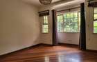 5 Bed Townhouse with En Suite in Rosslyn - 8