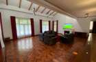 5 Bed House with En Suite in Runda - 4