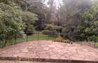 6 Bed Villa with En Suite in Nyari - 12
