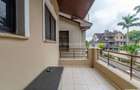 5 Bed Townhouse with En Suite in Lavington - 10