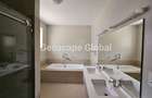 5 Bed House with En Suite in Lavington - 8