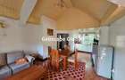 Furnished 1 Bed Apartment with En Suite in Rosslyn - 2