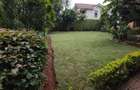 5 Bed Townhouse with Backup Generator in Kitisuru - 14