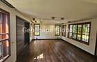 4 Bed Apartment with En Suite in Riverside - 8
