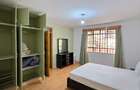 Furnished 3 Bed Apartment with En Suite at Brookside Drive - 12
