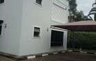 4 Bed Townhouse with En Suite in Lavington - 20