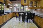 6 Bed House with En Suite at Lavington - 8