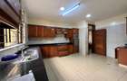 5 Bed Townhouse with En Suite in Lavington - 7