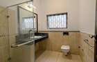 3 Bed Apartment with En Suite at Greenwood Drive - 17